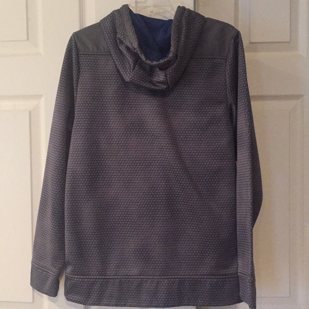 UnderArmour sweatshirt - Picture 2 of 4